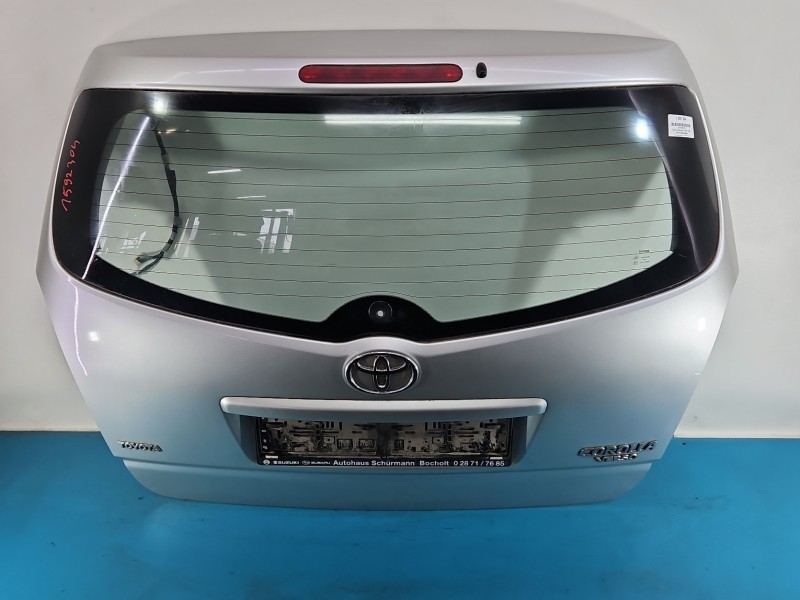 Klapa tył Toyota Corolla Verso II HB 5d 1C0