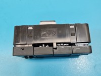 Przełącznik regulacji świateł ESP kia Stonic 17-20 93700-H8TL0