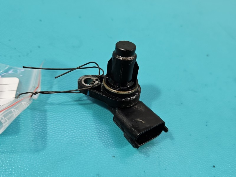 Czujnik położenia wałka rozrządu Kia Sportage III 10-15 39350-2B030