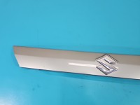 Blenda tył klapy Suzuki Vitara II 15- Zcd c03 83941-54P1