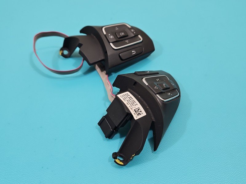 Przełącznik multifunkcja kierownicy Vw Passat B7 3C8959537D, 3C8959538G