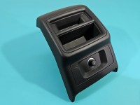 Osłona ZAŚLEPKA PLASTIK Audi A4 B9 8W0863324, 8W0863300, 8W0864376