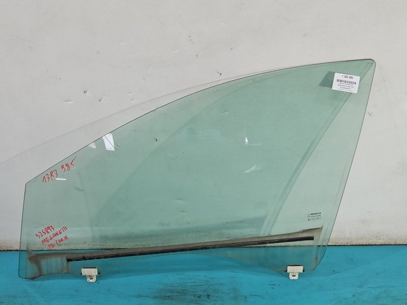 Szyba drzwi przód lewa Renault Megane III kombi