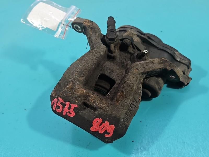 Zacisk tył prawy LEXUS NX I 14-21 HB 2.5 16V 2AR