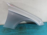Błotnik przód prawy Mercedes CLS C219 srebrny 775U IRIDIUM SILVER - METALLIC FINISH