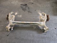 Tylna belka oś tył Renault Scenic III 1.6 dci