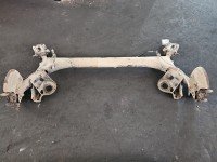 Tylna belka oś tył Peugeot 308 I 1.4 16V