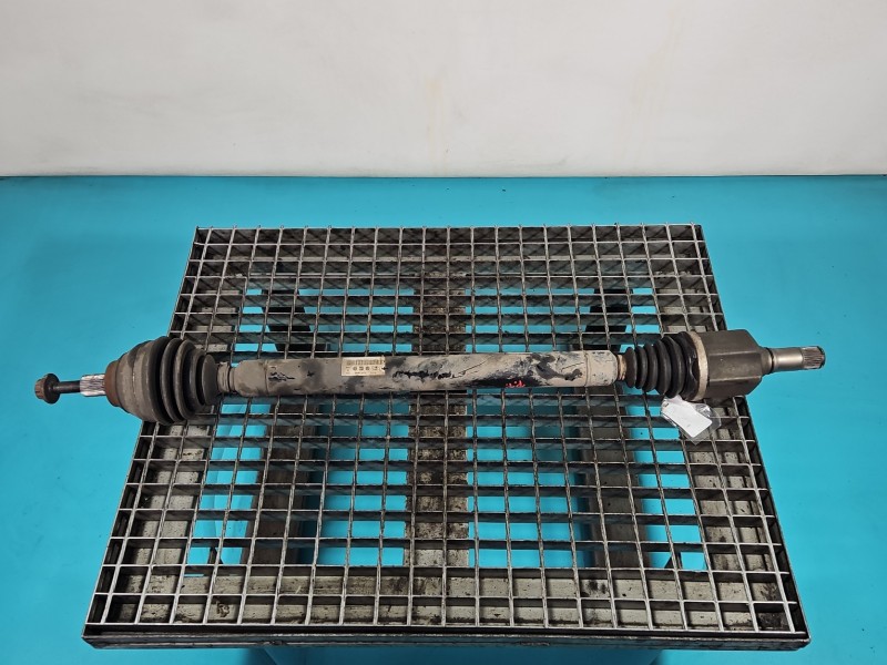 Półoś przód prawa Skoda Kodiaq I 2.0 tdi automat