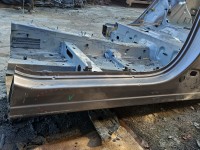 Próg lewy SŁUPEK ŚRODKOWY B Renault Espace V HB 5d TEKNG