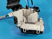 Zamek tył lewy Mercedes W204 A2047331708