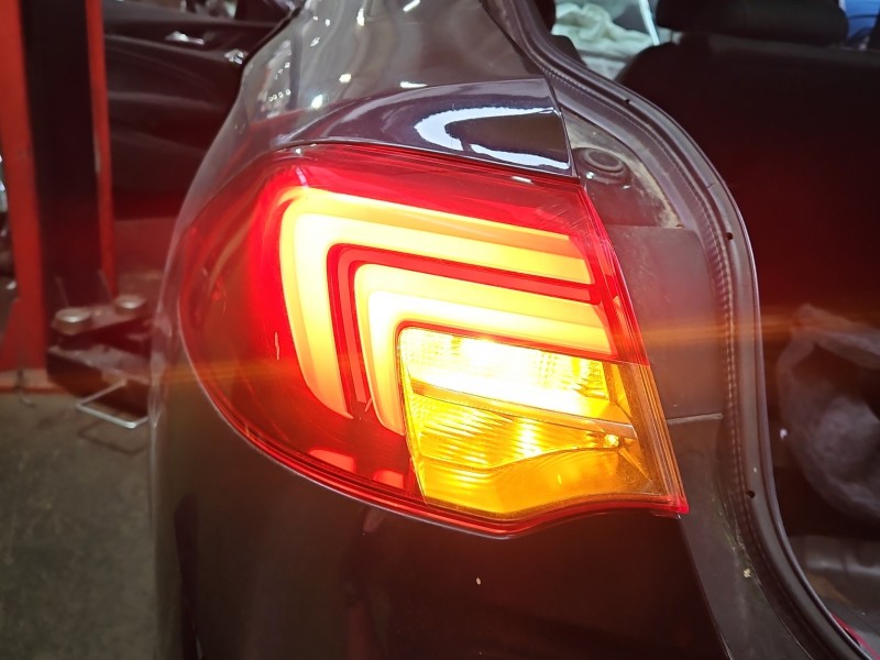 Lampa tył lewa błotnika Opel Insignia B HB EUROPA 39125831