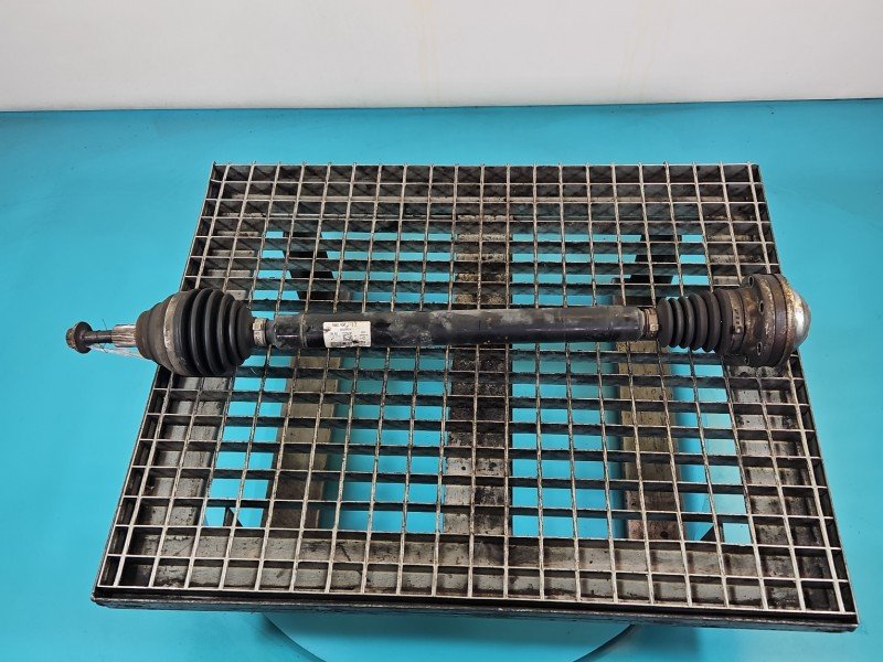 Półoś przód prawa Skoda Octavia III 2.0 tdi manual