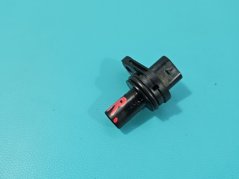 Czujnik położenia wałka rozrządu BMW G20 2.0 T 8644374