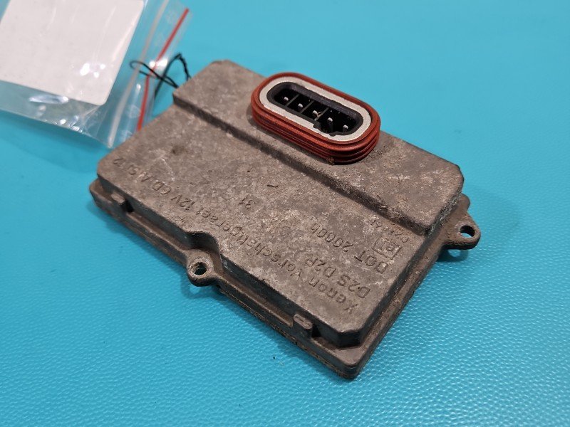 Przetwornica xenon Opel Signum 5DV008290-00 Przetwornica xenon Opel Signum 5DV008290-00