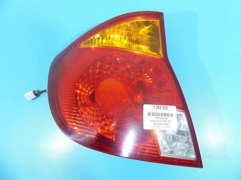 Lampa tył lewa Hyundai Accent II HB