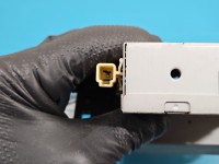 Wyświetlacz Toyota Avensis II T25 86110-05020 monitor