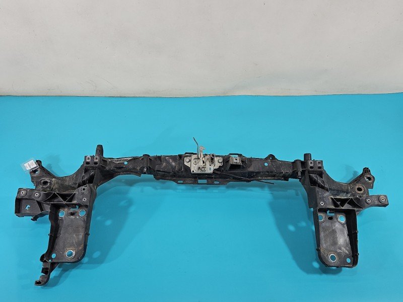 Pas przedni Renault Kangoo II 8200393685 Pas przedni Renault Kangoo II 8200393685