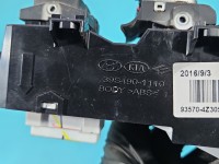 Przełącznik szyb Hyundai Santa Fe III 12–18 39S490-1110, 93570-4Z305 Europejska, Pęknięty kawałek przełącznika, wytarty...