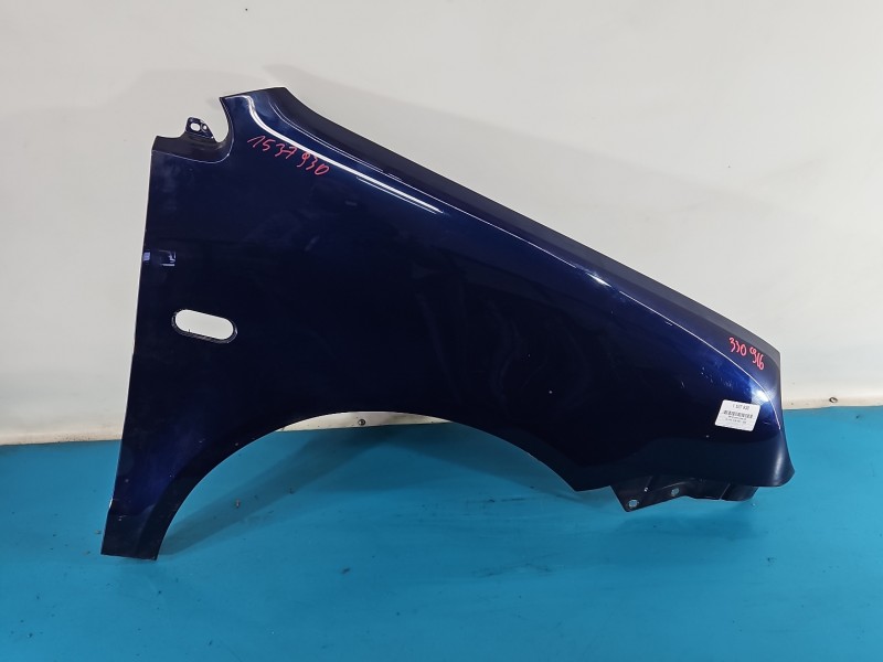 Błotnik przód prawy Vw Polo IV 9N granatowy LB5N