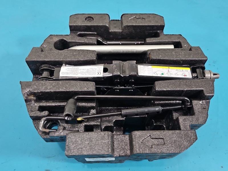 lewarek Podnośnik samochodowy trapezowy Skoda Octavia IV