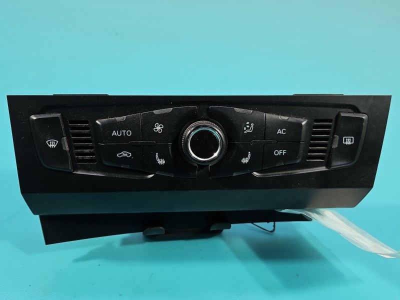 Konsola panel nawiewu Audi A5 8T 8T1820043P