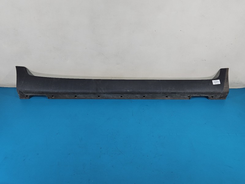 Listwa progowa prawa PRÓG NAKŁADKA Kia Sportage III 10-15 87752-3U000