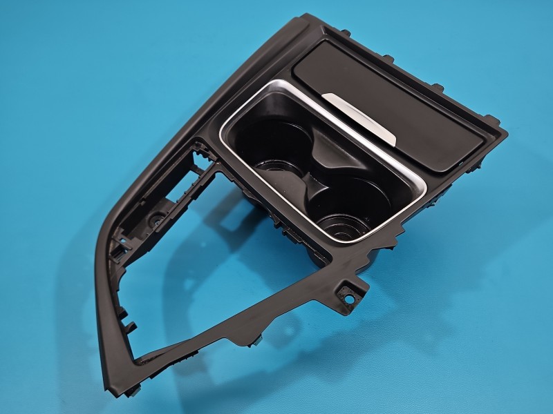 Uchwyt na napoje kubek CUP HOLDER bmw F30 9218925