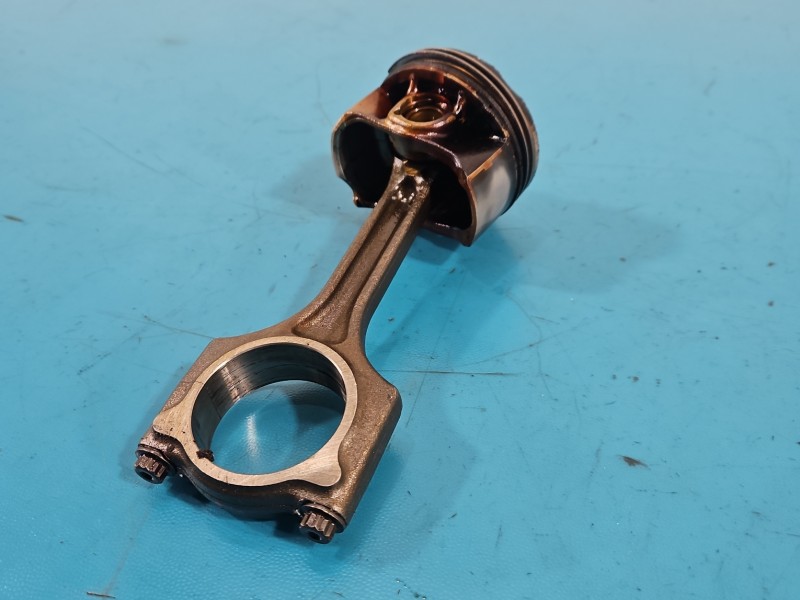 Tłok Peugeot 508 II 18- 1.6 16V 10FKBA,5G06 181KM