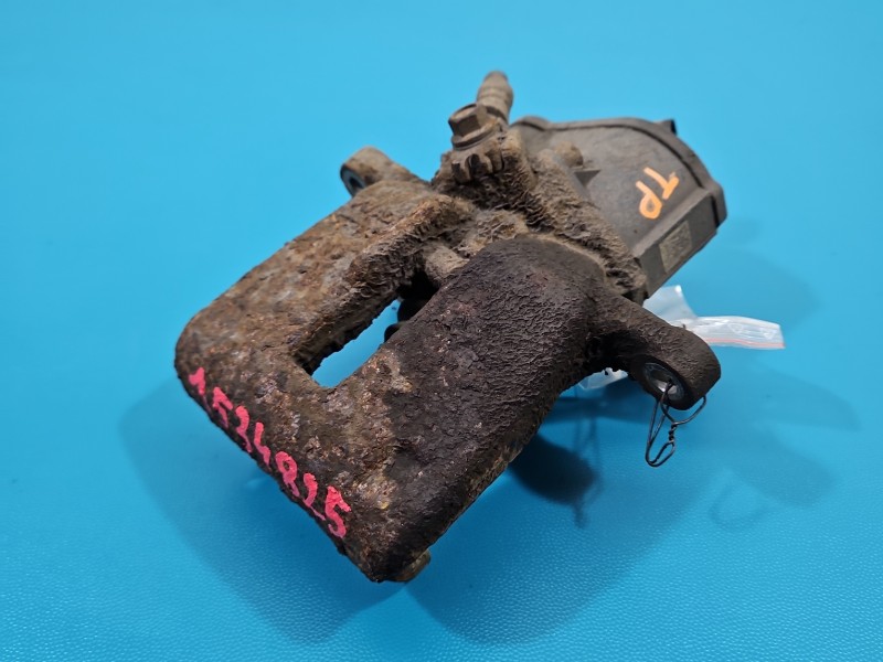 Zacisk tył prawy Vw Tiguan I 07- 1.4 TSI