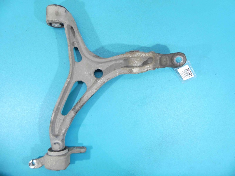 Wahacz przód prawy Mercedes W251