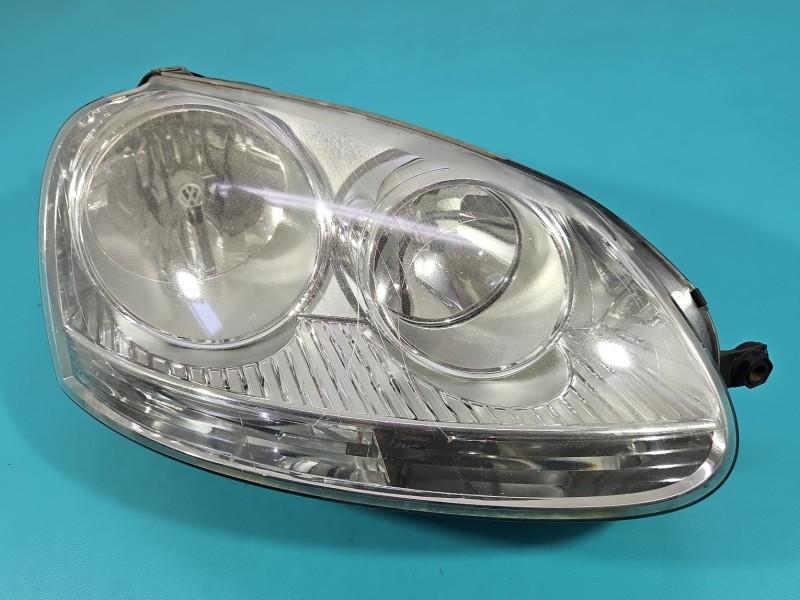 Reflektor prawy lampa przód Vw Golf V EUROPA 1K6941006N, 0301212204