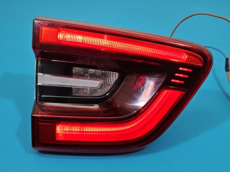 Lampa tył lewa Z KLAPY Renault Kadjar HB