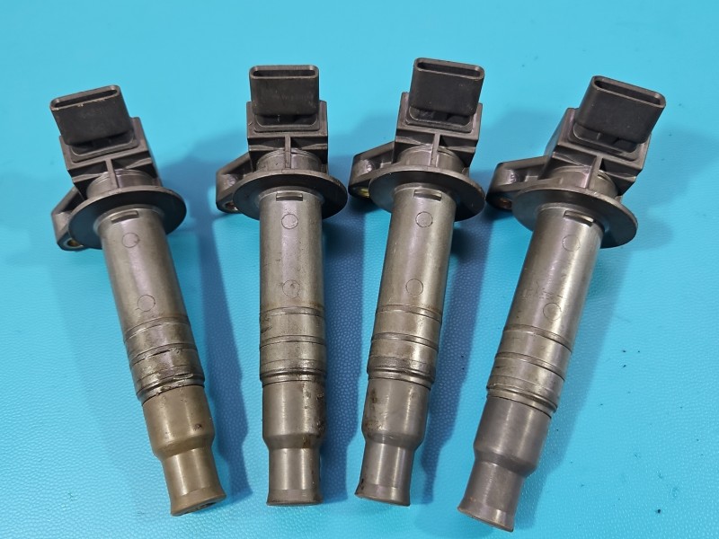 Cewka zapłonowa Toyota Avensis II T25 1.8 vvti 4SZT 90080-19019