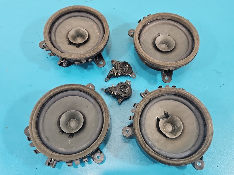 Głośniki komplet VOLVO V70 III 30657444, 30781066, 30781065