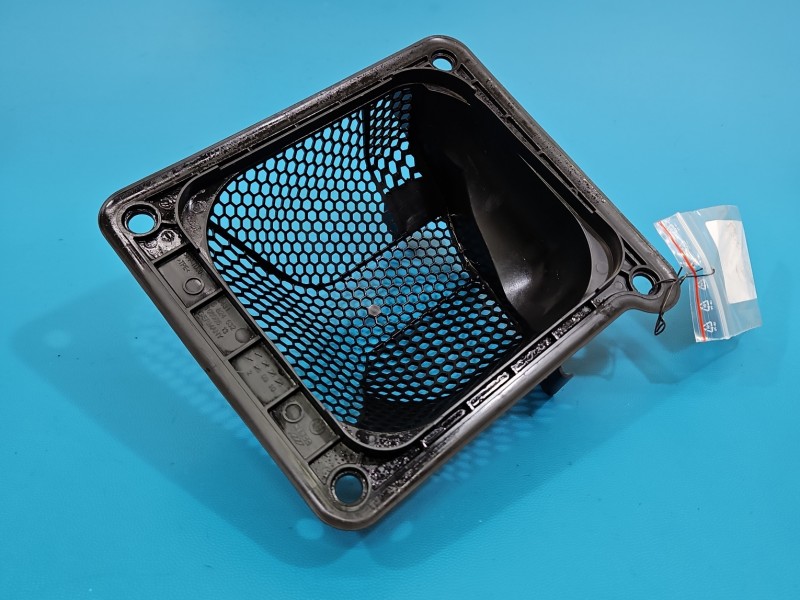 KIEROWNICA Wlot powietrza BMW iX1 U11 0.0 elektryczny 6824632