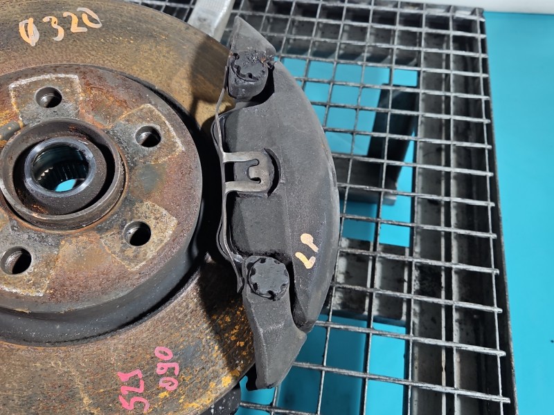 Zacisk przód lewy AUDI A6 C7 3.0 TDI (CLAA)