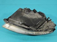 Reflektor prawy lampa przód Audi A4 B7 EUROPA