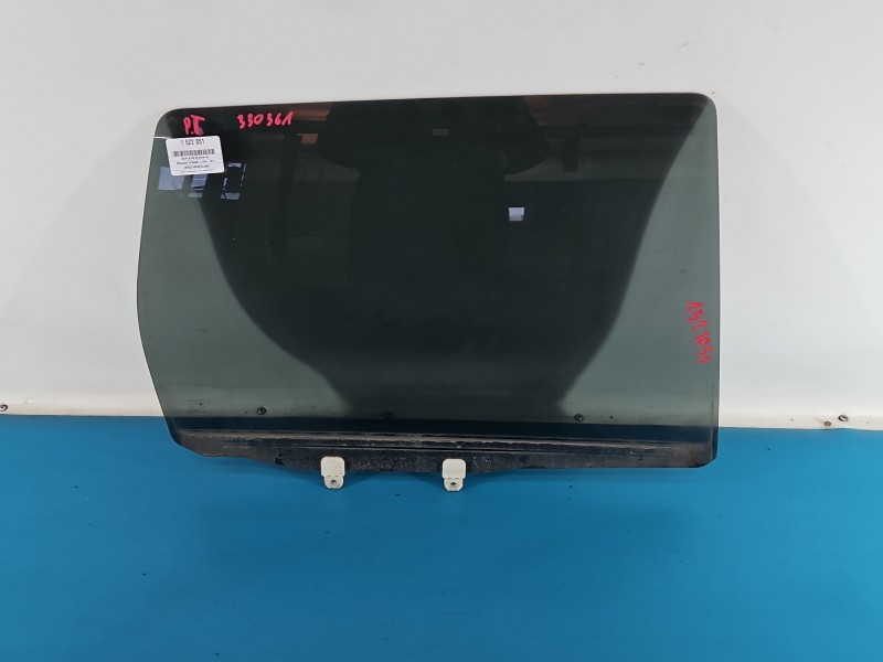 Szyba drzwi tył prawa Mitsubishi Outlander II HB