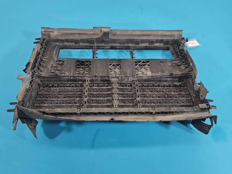 KIEROWNICA Wlot powietrza Peugeot 3008 II 1.6 T hybrid4