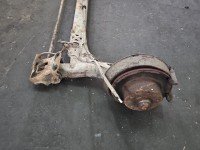 Tylna belka oś tył Audi A4 B5 1.6 wiel