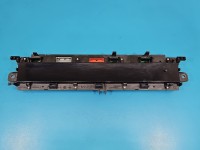 Licznik Renault Scenic II 2.0 16v P8200704463A EUROPA