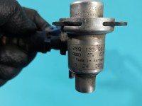 Wtryskiwacz listwa wtryskowa 06B133551, 050133681A Vw Passat B5 1.6 8V 101KM