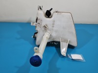 Zbiornik Zbiorniczek płynu spryskiwacza Toyota Corolla E15