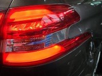 Lampa tył prawa Peugeot, Rysy na kloszu Peugeot 308 II T9 kombi