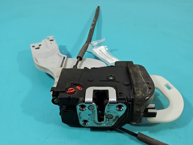 Zamek tył prawy 81420-3U000 Kia Sportage III 10-15 Producent części: KIA, 4pin