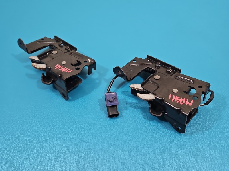 Zamek maski Producent części: BMW, lewy, prawy 7242549, 7242548 bmw F30