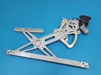 Podnośnik przód lewy SZYBY WINDA 85720-0D360, 85702-02020 Toyota Yaris III Waga produktu z opakowaniem jednostkowym: 3 kg,...