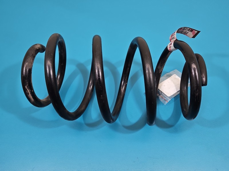 Sprężyna przód przednia Dodge Journey 2.0 CRD