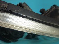Reflektor prawy lampa przód Toyota Corolla Verso II EUROPA