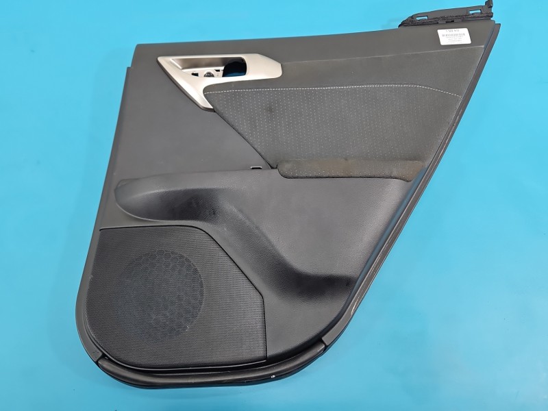 Tapicerka drzwi tył prawa boczek LEXUS CT 10-22